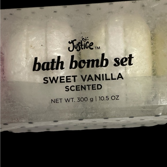 Justice Vanilla Bath Bomb Set NWT - Picture 2 of 4